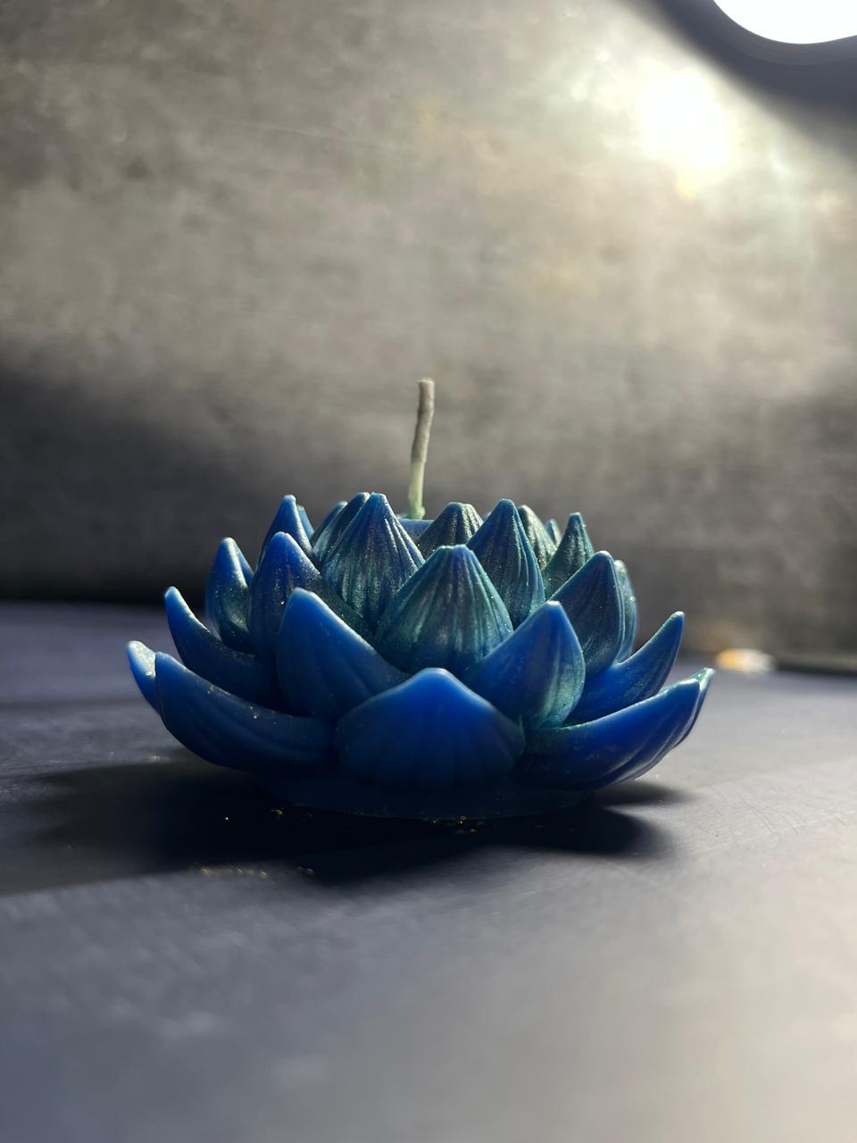 Prinvo Lotus Glow Scented Candle