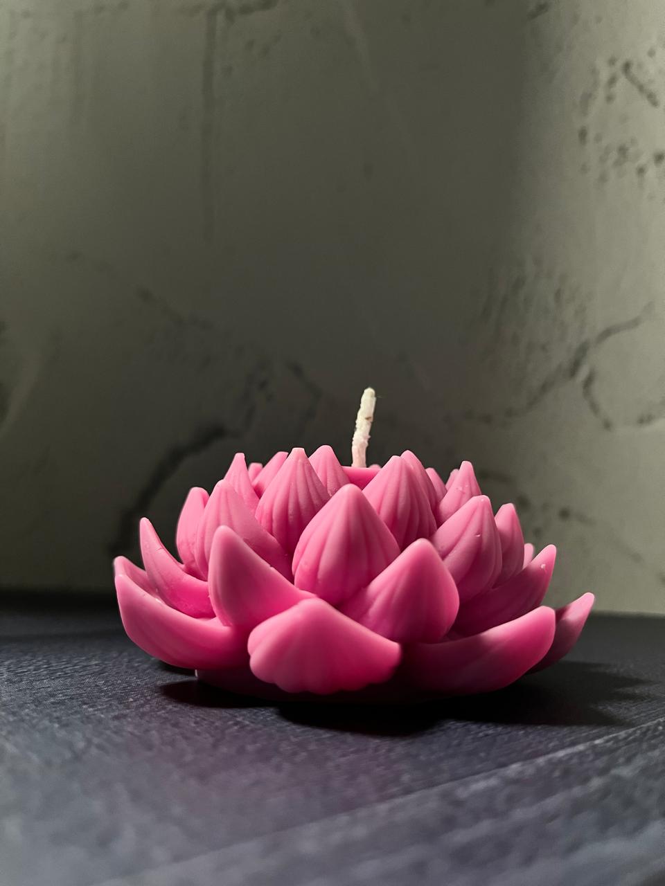 Prinvo Lotus Glow Scented Candle